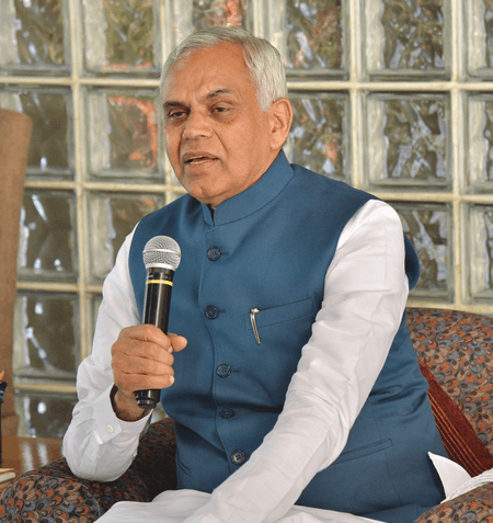 पीएम-किसान की राशि 69 लाख किसानों के खाते में जमा की गई: गुजरात राज्यपाल