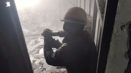 गाजियाबाद में फैक्ट्री में लगी आग, दमकल विभाग ने समय रहते पाया काबू