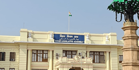 बिहार विधानसभा मानसून सत्र : मतदाता सूची गहन पुनरीक्षण पर विपक्ष का हंगामा, पक्ष ने बताया इसे लोकतंत्र के लिए जरूरी