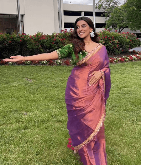 'हाय मैं मर ही जाऊं', अक्षरा सिंह ने पिंक साड़ी में दिखाया अपना स्टाइलिश लुक