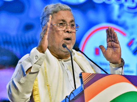 कर्नाटक गणेश विसर्जन जुलूस हादसा: सिद्धारमैया ने मृतकों के परिजनों के लिए 5 लाख की सहायता की घोषणा की