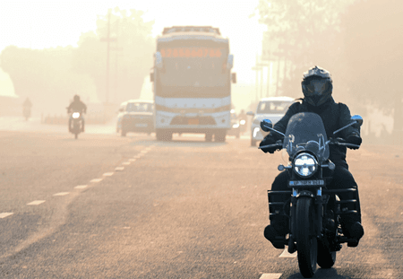 तेज हवाओं का असर: एनसीआर में बेहतर हुई हवा, अधिकांश इलाके ऑरेंज और यलो जोन में