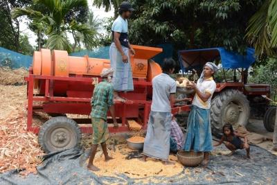 अप्रैल माह में मुद्रास्फीति दर गिरी, कृषि और ग्रामीण श्रमिकों के लिए राहत भरे संकेत