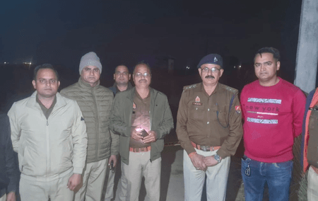 मथुरा : गोवर्धन पुलिस पर हमला करने वाले अपराधी का एनकाउंटर, तमंचा और कारतूस बरामद