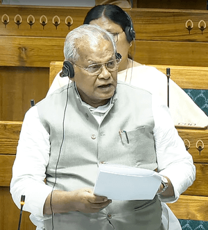 ‘वक्फ कानून किसी धर्म के विरुद्ध नहीं,’ तेजस्वी यादव के बयान पर जीतन राम मांझी का पलटवार