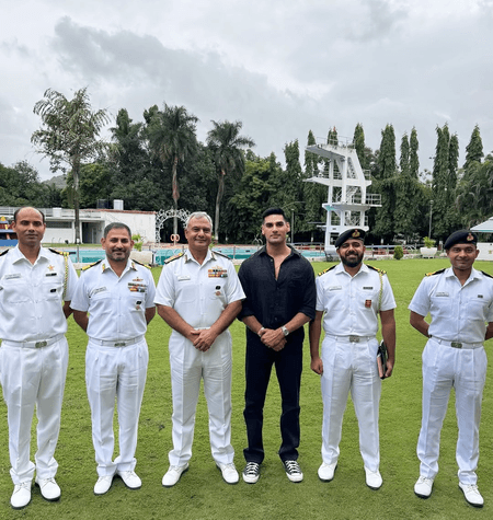 'बॉर्डर-2' स्टार अहान शेट्टी ने स्वतंत्रता दिवस पर शेयर की फिल्म की तस्वीरें, जवानों को दिया ट्रिब्यूट