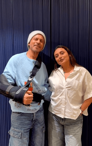 शाहरुख और रानी मुखर्जी ने मिलकर बांटी खुशी, किंग खान बोले- अधूरी ख्वाहिश हुई पूरी