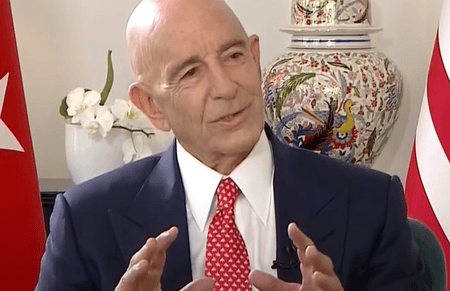 लेबनान-इजरायल सीजफायर के लिए कूटनीतिक प्रयास जरूरी: अमेरिकी दूत थॉमस बैरक