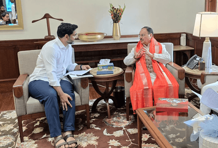 नई दिल्ली : आंध्र प्रदेश में यूरिया की कमी को लेकर मंत्री नारा लोकेश ने जेपी नड्डा से की मुलाकात