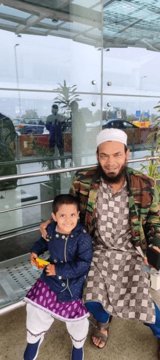 सीआईएसएफ जवानों ने भोपाल एयरपोर्ट पर खोई 4 साल की बच्ची को परिवार से मिलाया