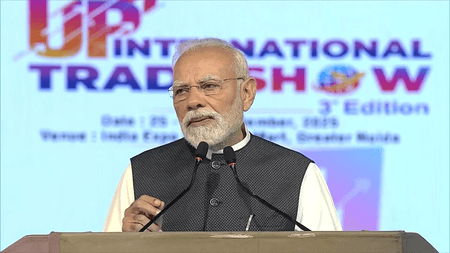प्रधानमंत्री मोदी ने ग्रेटर नोएडा में 'इंटरनेशनल ट्रेड शो' का उद्घाटन किया, उत्तर प्रदेश को निवेश का प्रमुख केंद्र बताया