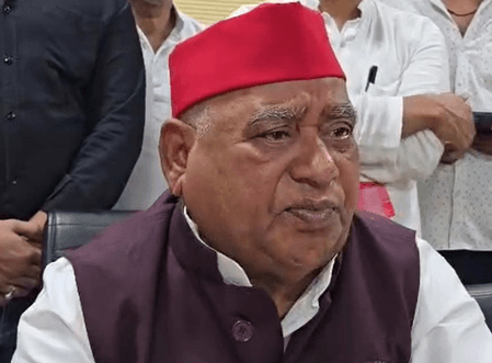 किसानों और गरीबों के साथ धोखा कर रही भाजपा सरकार: अवधेश प्रसाद