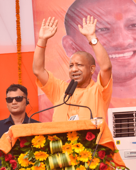 सीएम योगी की नीतियों से थारू जनजाति को मिल रही नई पहचान