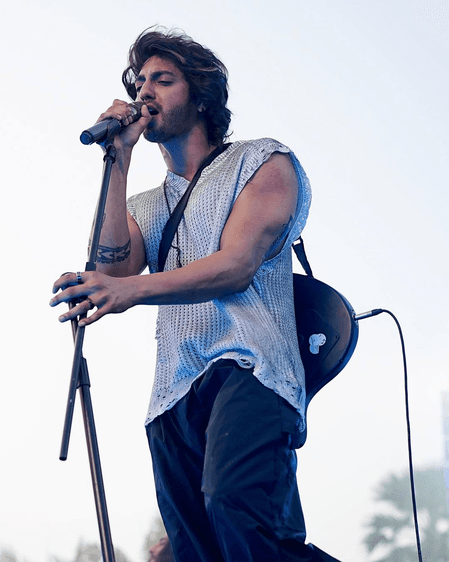 500 करोड़ी फिल्म देने वाले अहान पांडे ने दादी को किया याद, बोले 'काश आप ये देख पातीं'