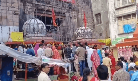 उज्जैन: महाअष्टमी पर नगर पूजन, देवी महामाया और महालया को चढ़ा मदिरा का भोग