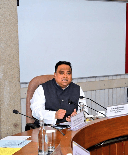 आतंकवाद पर निर्भर हो चुका है पाकिस्तान, दुनिया को बताएंगे ‘ऑपरेशन सिंदूर’ की महत्ता : सस्मित पात्रा