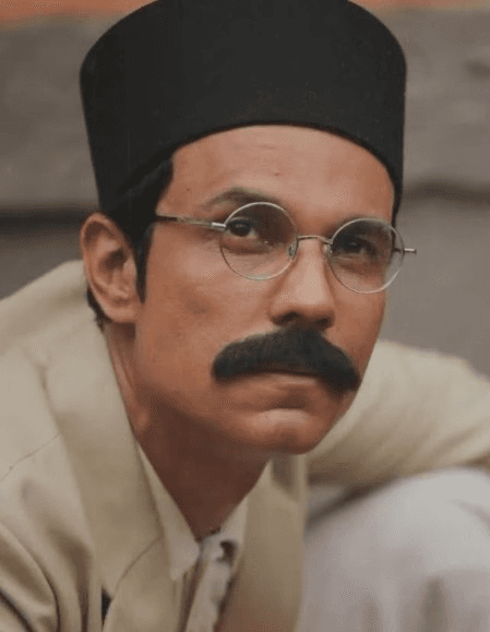 142वीं जयंती पर रणदीप ने वीर सावरकर को किया याद, बोले- उन्होंने देखा आत्मनिर्भर राष्ट्र का सपना