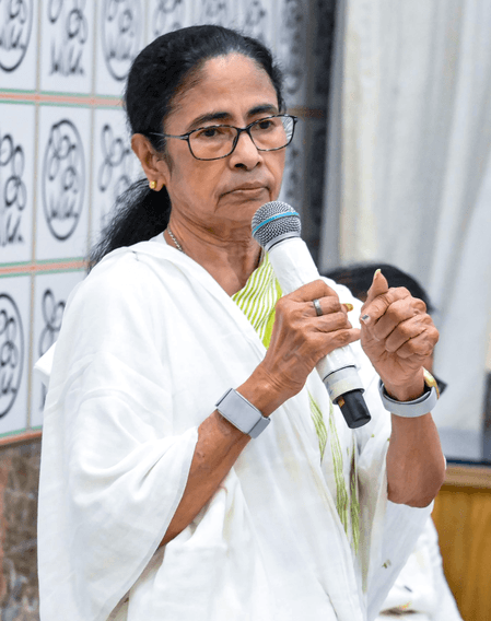 ममता बनर्जी ने केरल के मुख्यमंत्री पद की शपथ लेने पर वीडी सतीशन को दी शुभकामनाएं