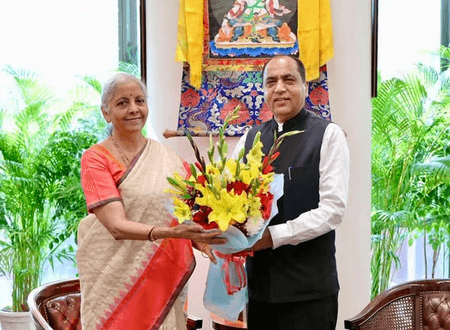 दिल्ली: केंद्रीय वित्त मंत्री निर्मला सीतारमण से नई दिल्ली में मिले जयराम ठाकुर