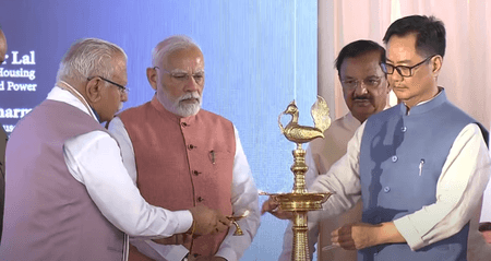 प्रधानमंत्री मोदी ने सांसदों के लिए 184 नए फ्लैटों का किया उद्घाटन