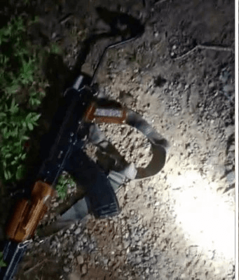 यूपी एसटीएफ की कार्रवाई: धनबाद का कुख्यात गैंगस्टर आशीष रंजन प्रयागराज में ढेर, एक 47 समेत कई हथियार जब्त