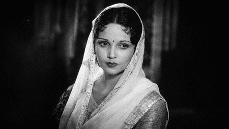 जयंती विशेष : टेक्सटाइल इंजीनियर की नौकरी से एक्टिंग का सफर, देविका बनना इतना आसान नहीं