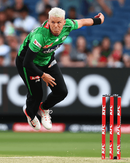 बीबीएल: स्ट्राइकर्स को 6 विकेट से हराकर प्वाइंट्स टेबल में टॉप पर स्टार्स