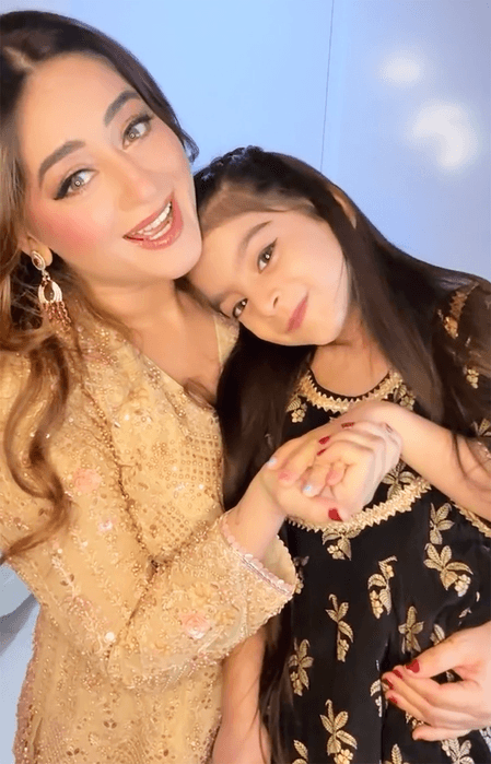 जय भानुशाली के साथ जापान में हैं तारा, लखनऊ में बैठी माही विज को सता रही बेटी की याद