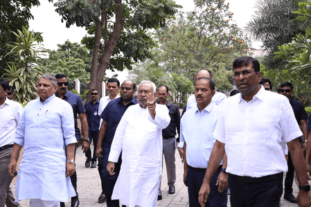 नीतीश कुमार 13 अप्रैल के बाद छोड़ सकते हैं मुख्यमंत्री की कुर्सी, 30 मार्च को देंगे एमएलसी पद से इस्तीफा