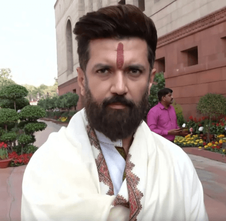 एनडीए के नेताओं ने राहुल गांधी पर कसा तंज, कहा- 'सदन की गरिमा को पहुंचा रहे ठेस'