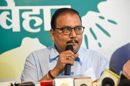 गोपाल खेमका हत्याकांड : राजद सांसद ने बिहार की कानून-व्यवस्था पर उठाए सवाल