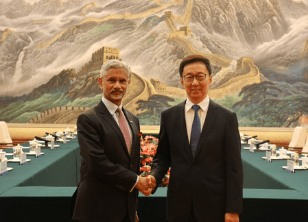 विदेश मंत्री जयशंकर ने की चीनी उपराष्ट्रपति से मुलाकात, भारत-चीन संबंधों को सामान्य करने पर जोर