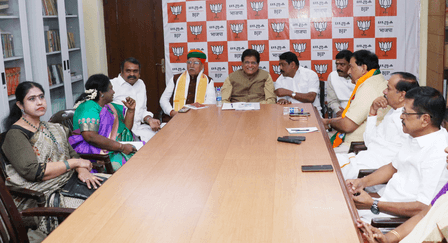 तमिलनाडु चुनाव : चेन्नई दौरे पर केंद्रीय मंत्री पीयूष गोयल, एनडीए में सीटों के बंटवारे को लेकर करेंगे बैठक