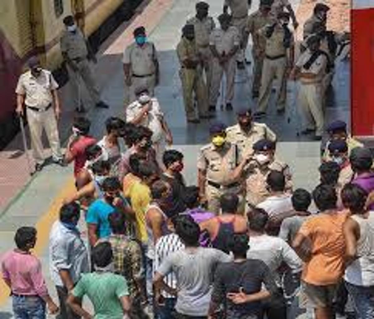 bhagalpur police attacked