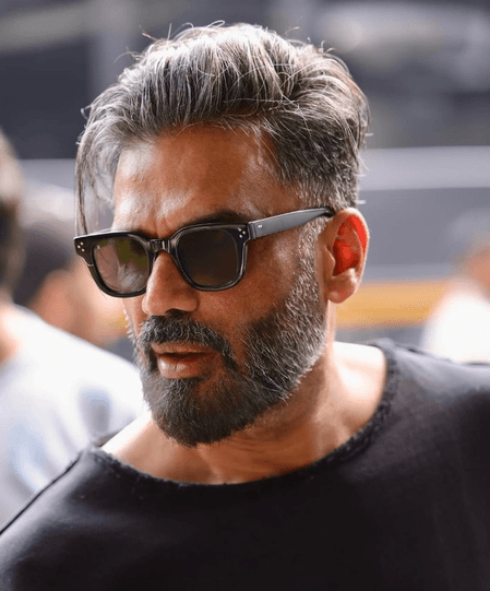 सुनील शेट्टी ने दशहरा पर साझा किया भावपूर्ण संदेश, जड़ों से जुड़ने की दी प्रेरणा