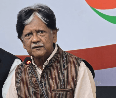 अगर कांग्रेस सर्वदलीय प्रतिनिधिमंडल को पीआर स्टंट मानती तो खुद नाम नहीं देती : अनिल शास्त्री