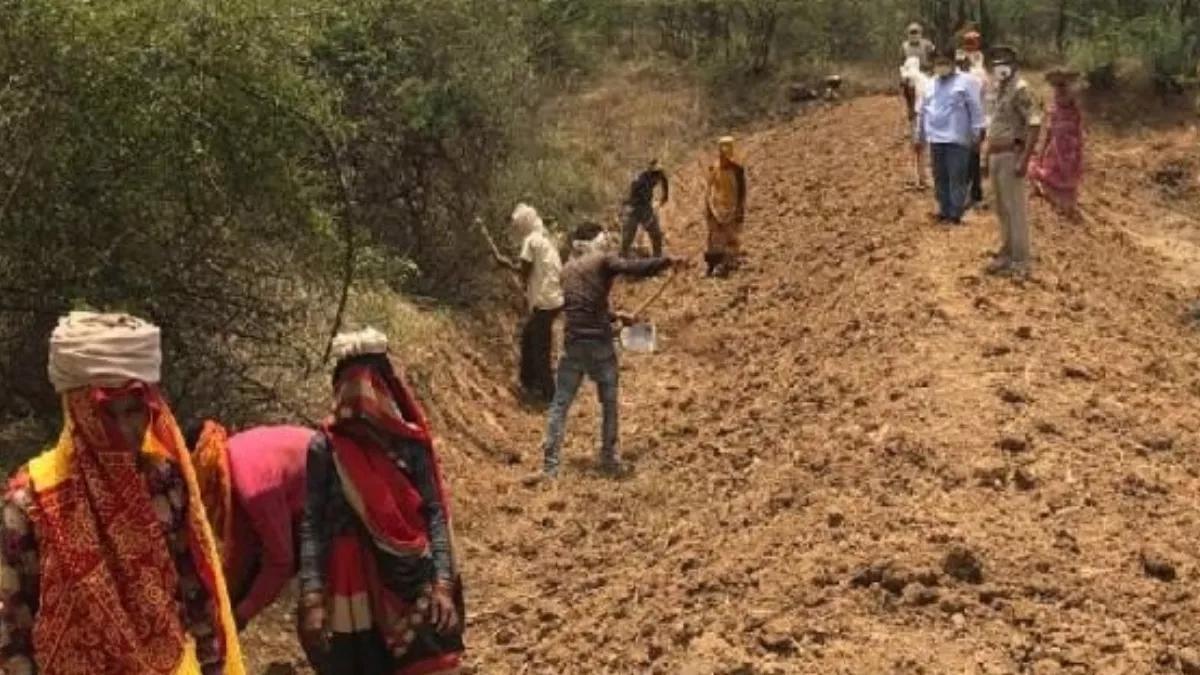 MGNREGA photo upload issue