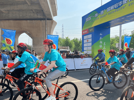 'बेल्ट एंड रोड - 2025' राजदूत साइकिल रेसिंग श्रृंखला का पहला पड़ाव पेइचिंग में आयोजित