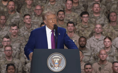 भारत-पाकिस्तान मध्यस्थता के दावे से पलटे ट्रंप, बोले - 'मैंने मदद की'