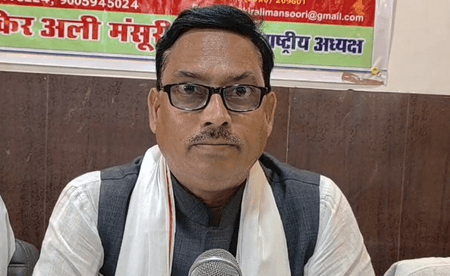 धर्मगुरु बद्रे आलम मानसिक रूप से बीमार, इलाज की जरूरत : डॉ. शाकिर अली