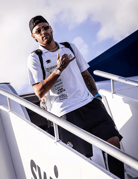 नेमार ने सैंटोस के साथ कॉन्ट्रैक्ट दिसंबर 2025 तक बढ़ाया