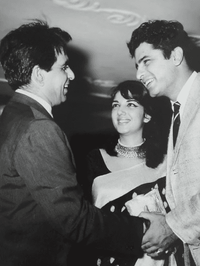 संजय खान की पत्नी जरीन खान के निधन पर सायरा बानो और ईशा कोप्पिकर ने व्यक्त की संवेदनाएं