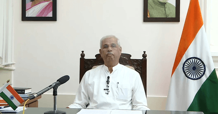 केरल के राज्यपाल राजेंद्र विश्वनाथ आर्लेकर ने दी गणतंत्र दिवस की शुभकामनाएं