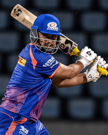 एमआई बनाम पीबीकेएस: कौन हैं मुंबई इंडियंस की तरफ से आईपीएल डेब्यू करने वाले मयंक रावत?