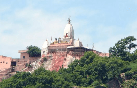 हरिद्वार के मनसा देवी मंदिर में भगदड़, 6 श्रद्धालुओं की मौत हुई