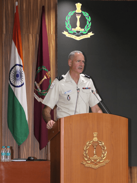 फ्रांसीसी सेना प्रमुख और जनरल द्विवेदी की मुलाकात, राष्ट्रीय रक्षा कॉलेज में किया संवाद