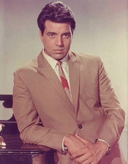 पहली फिल्म की साइनिंग अमाउंट को लेकर टूटी धर्मेंद्र की उम्मीदें, प्रोड्यूसर को खाली करनी पड़ी जेब