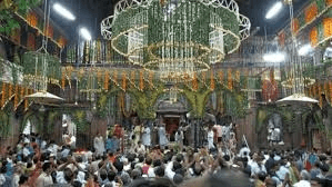 मथुरा: हाई पावर मैनेजमेंट कमेटी की निगरानी में बांके बिहारी मंदिर का 54 साल पुराना 'तोष खाना' खुलेगा