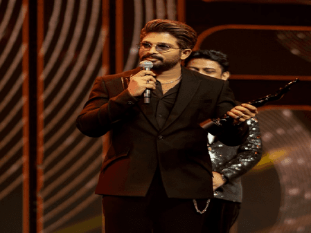 70वें फिल्मफेयर पुरस्कार में छाई 'पुष्पा 2', जानें फिल्म की झोली में गिरे कितने अवॉर्ड