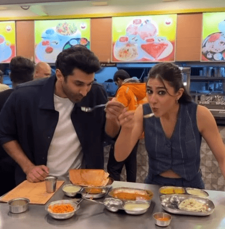 ट्रैफिक बना बहाना, सारा और अदित्य ने उठाया साउथ इंडियन खाने का लुत्फ